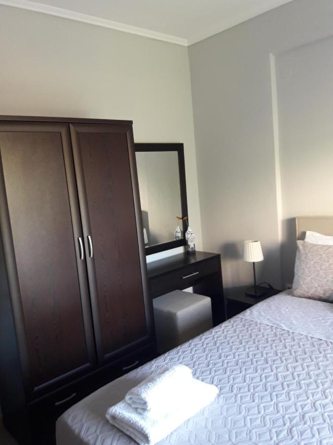 M&J Apartments نيكيتي المظهر الخارجي الصورة